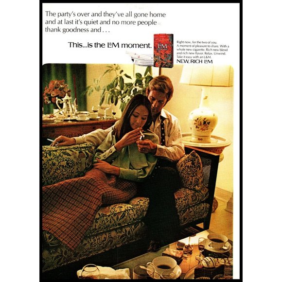 1970 L&M Cigarettes Filter Kings Vintage Print Ad Couple Coffee Drinks Wall Art - Picture 1 of 1